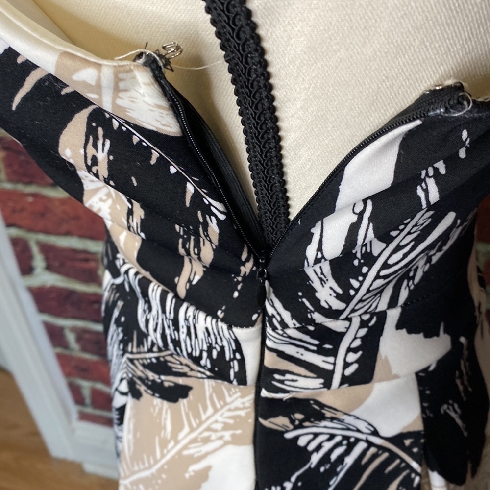 Revamped Strapless Tan & Black Skater Dress Size S - Picture 13 of 17